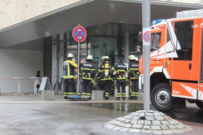 Sindelfingen: Grossaufgebot am Sindelfinger Krankenhaus 
