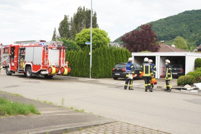 Oberlenningen: Garagenbrand in Wohngebiet