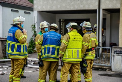 Esslingen-Berkheim: Kellerbrand fordert zwei Verletzte