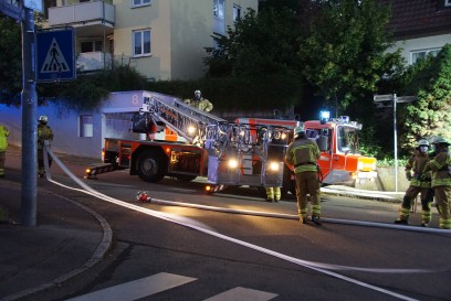 Esslingen: Kuehlschrankbrand in Mehrfamilienhaus- 2 Verletzte