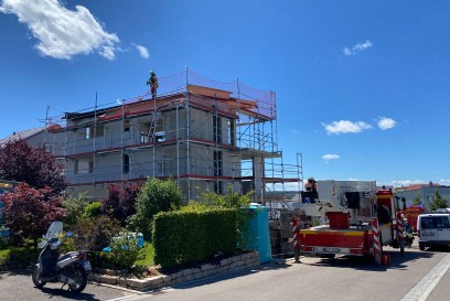 Ehningen: Brand auf Neubaudach