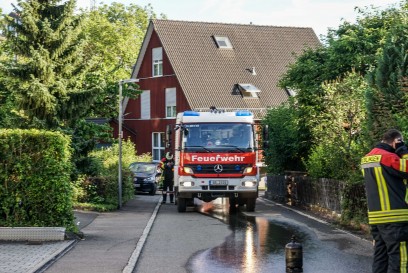 Boeblingen: Gasflasche faengt Feuer 