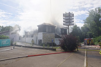 Lauffen: Schuetzenhaus in Vollbrand