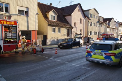 Altbach: Motorblock faengt Feuer 