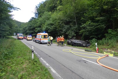 Grabenstetten: Verkehrsunfall mit fluechtigem Fahrzeug