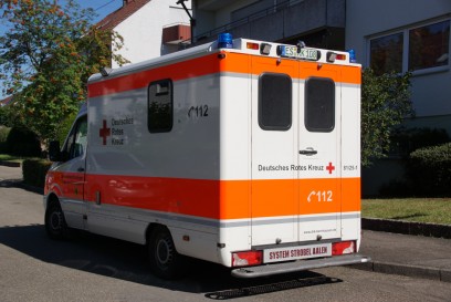 Filderstadt: Nachloescharbeiten auf Dachstuhl