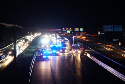 Stuttgart: Massenkarambolage auf auf der A8 bei Moehringen