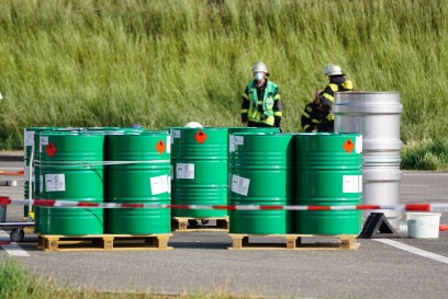 Denkendorf: Gefahrguteinsatz auf der Raststaette der A8
