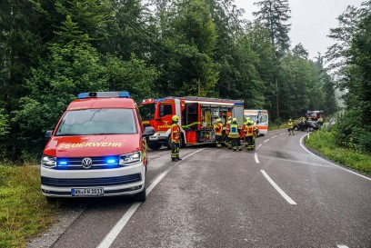 Welzheim: Auto in Boeschung stecken geblieben