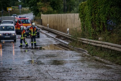 Weil der Stadt: Mehrere kleinere Feuerwehreinsaetze im Kreis Boeblingen nach Starkregen