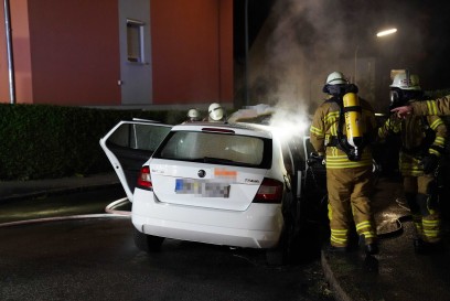 Esslingen: Skoda brennt in Wohngebiet – Brandstiftung nicht ausgeschlossen