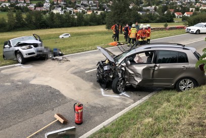 Holzgerlingen: Mehrere Verletzte nach Frontalzusammenstoss 