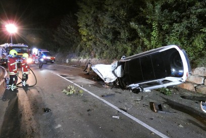 Bad Urach: Nach Ueberschlag verletzt in Klinik