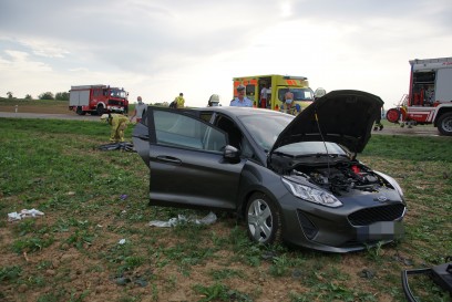 Schwieberdingen: PKW kollidiert mit LKW - Fahrer verletzt