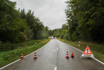 Malmsheim: Erneuter Unfall bei Malmsheim - Fahrer schwer verletzt