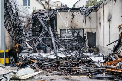 TAGBILDER! Wendlingen: Lebensmitteldiscounter in Vollbrand