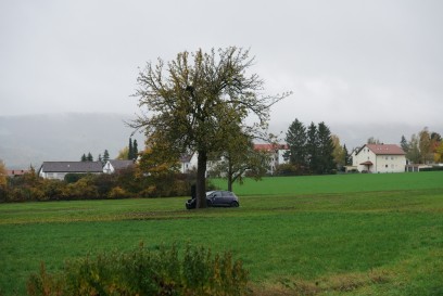 Heiningen: Von der Fahrbahn abgekommen