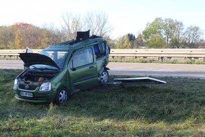 Kusterdingen: Unfall auf B28 fordert drei Verletzte