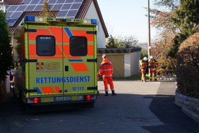 Gemmrigheim: Grosseinsatz der Rettungskraefte nach Essen auf Herd
