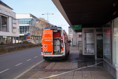 Esslingen: Geschaeft steht voll mit Wasser 