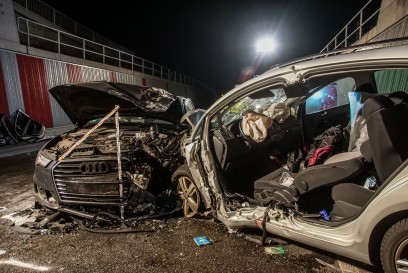 Holzgerlingen: Schwerer Unfall mit mehreren Verletzten auf de B464