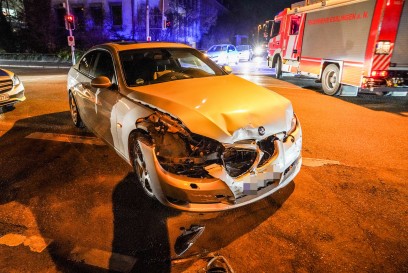 Esslingen: Vorfahrtsunfall sorgt fuer hoeheren Schaden