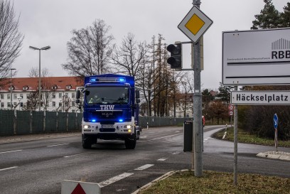 Boeblingen: Auch nach 24 Stunden ist das Feuer im Restmuellheizkraftwerk noch nicht geloescht