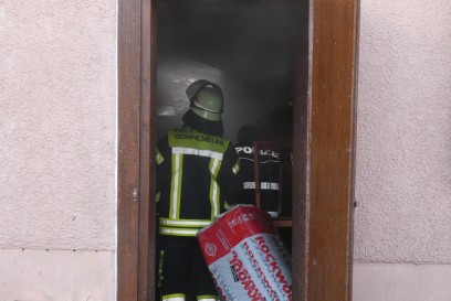 Sonnenbuehl: Gebaeudevollbrand waehrend Urlaub