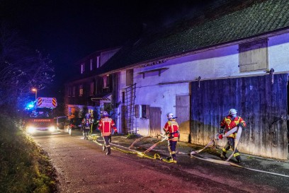 Remshalden-Osterhof: Brand im Heizraum - 1 Verletzter