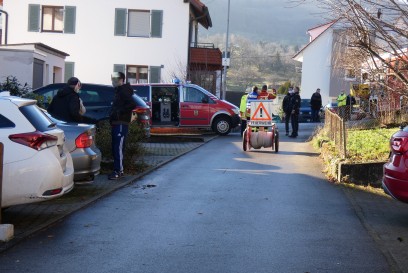 Neuffen: Evakuierung der Anwohner und Gr0sseinsatz der Rettungskraefte in Neuffen