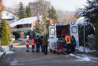 Auenwald: Kuechenbrand erfordert Grosseinsatz der Feuerwehr