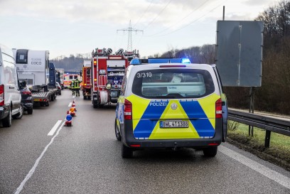 Plochingen: Fahrer eines Tankzuges erleidet medizinischen Notfall – Ersthelfer reanimieren ihn