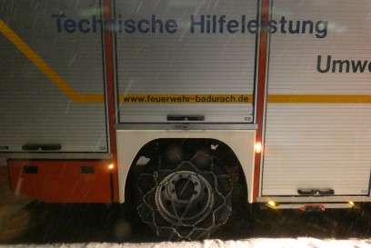 Bad Urach: Waghalsige Fahrt mit PKW auf Burgruine „Hohen Urach“ wird zu Kostspieligem Sonntagsausflug