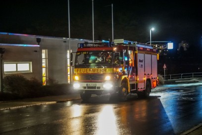 Leonberg: Schmorgeruch in der Notaufnahme des Krankenhaus - Grosseinsatz fuer die Feuerwehr