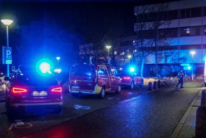 Leonberg: Schmorgeruch in der Notaufnahme des Krankenhaus - Grosseinsatz fuer die Feuerwehr