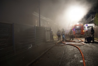 Sindelfingen :Brand eines Verksufscontainer eines Autohandels