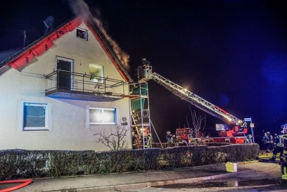 Renningen-Malmsheim: Dachstuhlbrand in unbewohntem Haus