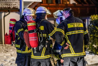 Schlat: Gebaeude in Vollbrand 