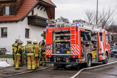 Esslingen-Krummenacker: Brand in Garage