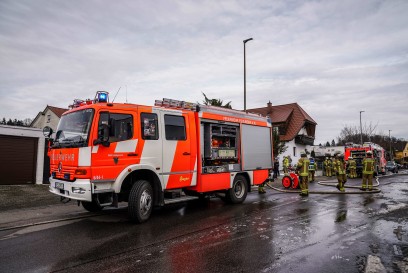 Esslingen-Krummenacker: Brand in Garage