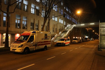 Stuttgart-Untertuerkheim: Hilferufe im Gleisbereich loesen Rettungseinsatz aus