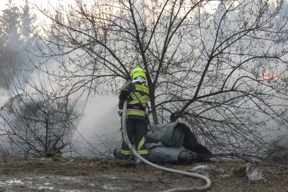 Muensingen: Strohlager in Brand geraten