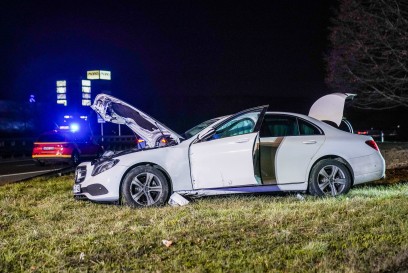B29/ Weinstadt: Verletzte nach schwerem Verkehrsunfall