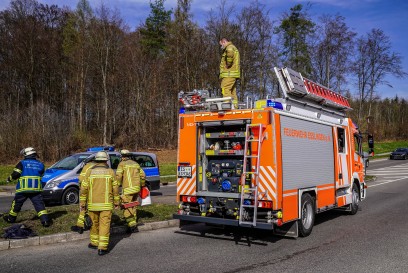 Esslingen: Von Sonne geblendet - zwei Leichtverletzte
