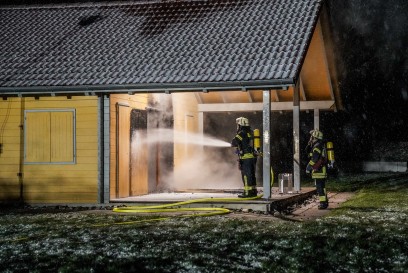 Plochingen: Brand im Aussenbereich von Vereinsheim – vermutete Brandstiftung