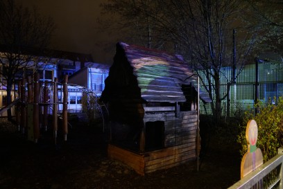 Goeppingen: Huette auf Kindergartenspielplatz in Flammen