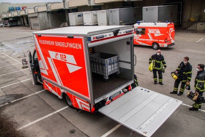 Sindelfingen: Container mit Kartonagen fing Feuer
