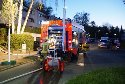 Esslingen: Balkon durch Brand schwer Beschaedigt- Wohnung noch bewohnbar