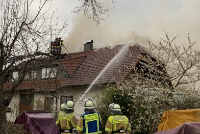 Rotfelden: 300.000 € Sachschaden bei Gebaeudebrand 