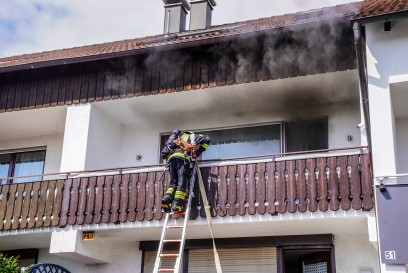 Albershausen: Spuelmaschinenbrand sorgt fuer starke Rauchentwicklung – Mehrschweinchen gerettet
